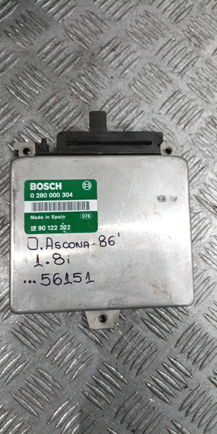 Компютър Opel Ascona 1.8i 1986г. 90122322 0280000304 EB Ascona C (1981-1988)
