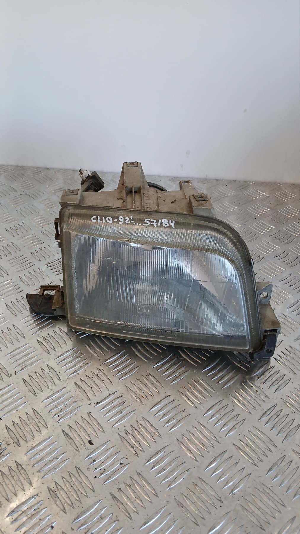 Десен фар Renault Clio 1992г. Clio I (1990-1998)
