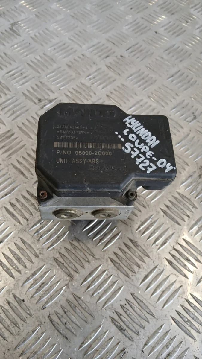 ABS Hyundai Coupe 2004 95600-2C000 Coupe (2001-2008)