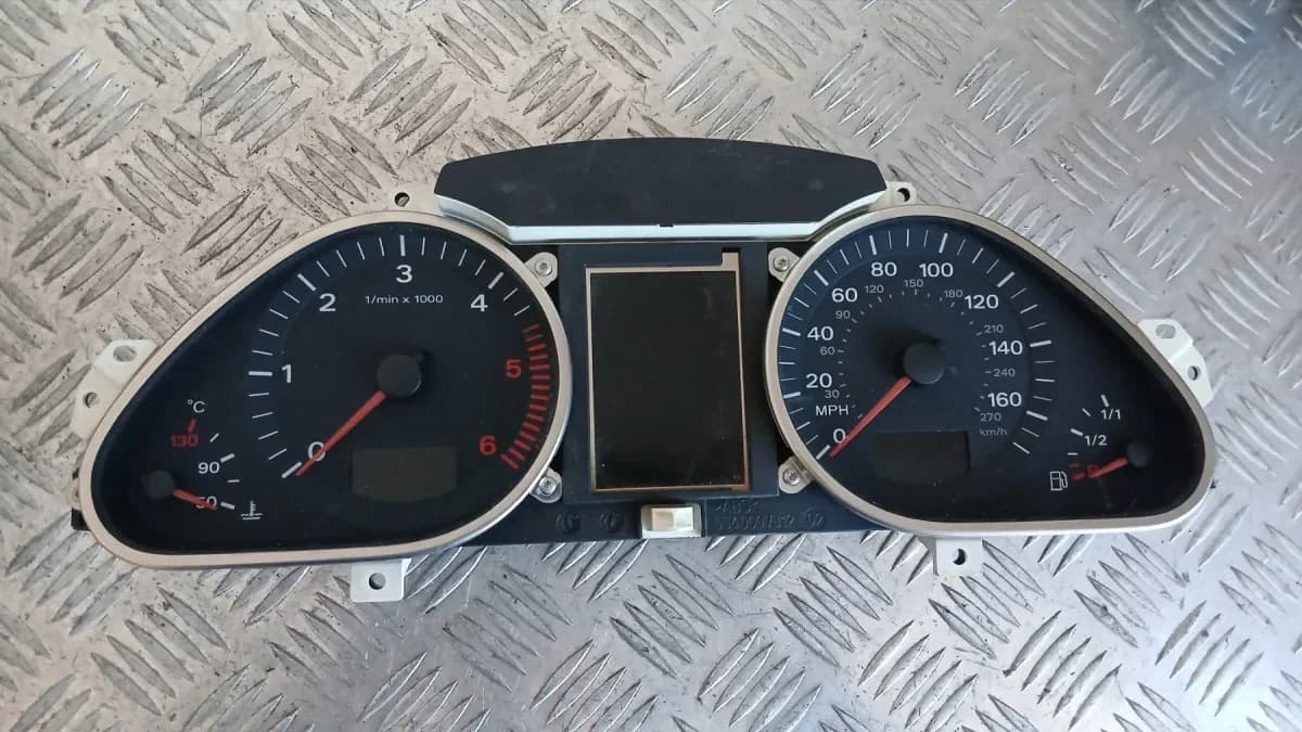 Километраж Audi Q7 2006г. UK Q7 (2005-2015)