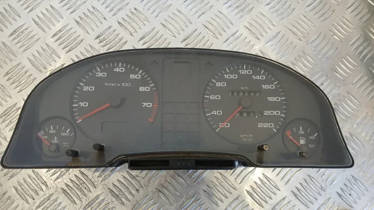 Километраж Audi 80 1988 893919067 80 (B3) (1986-1991)