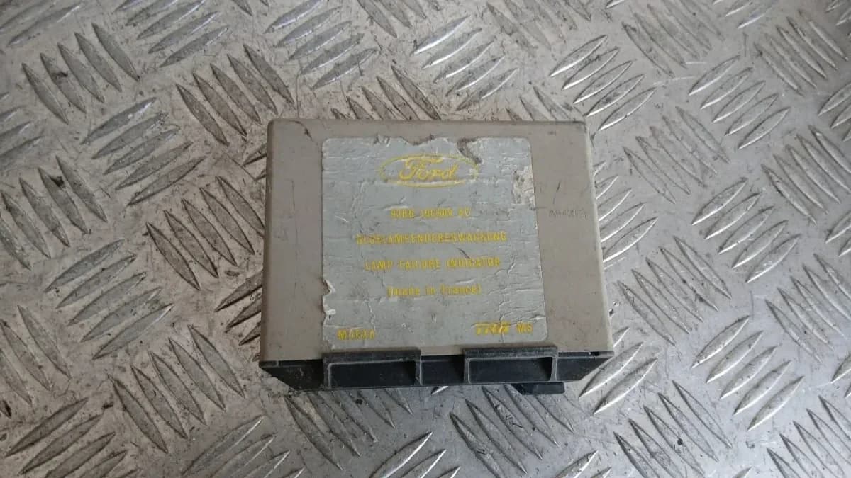 Модул Ford Mondeo 1995 93BG10C909AB Mondeo Mk I (1993-1996)