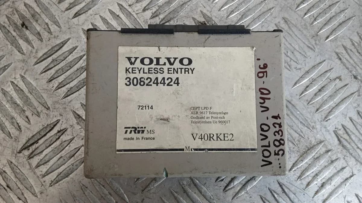 Модул Volvo V40 1996 30824424 S40/V40 (1995-2004)