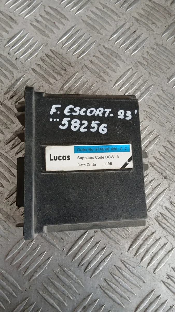 Модул Ford Escort 1993 91AB-9F480-AC Escort (1991-1995)