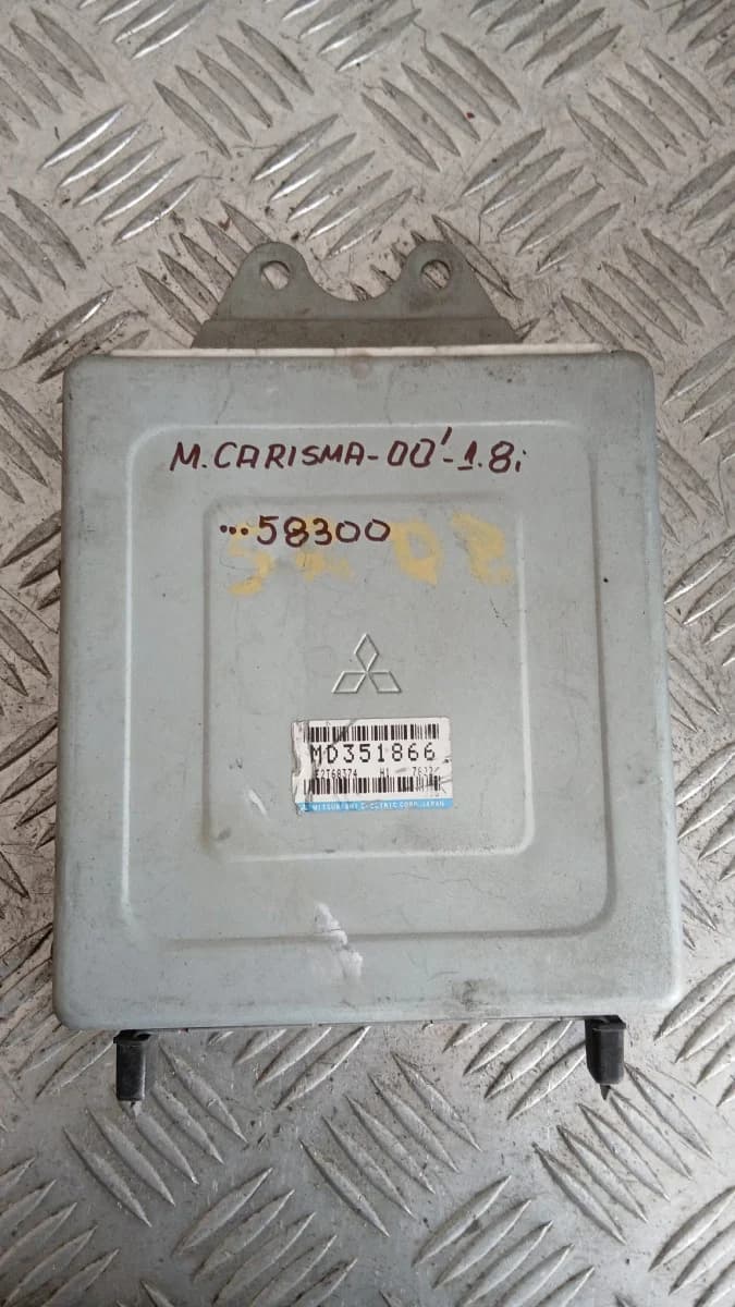 Компютър Mitsubishi Carisma 1.8 2000 MD351866 E2T68374 Carisma (1995-2003)