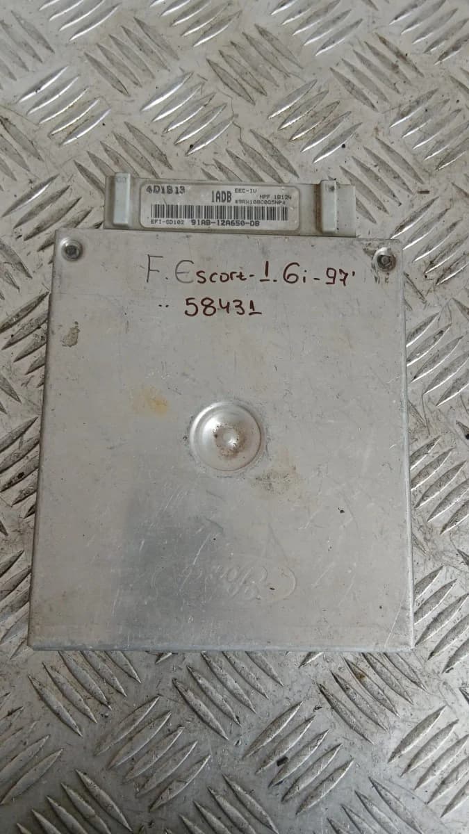 Компютър Ford Escort 1.6 1997 91AB-12A650-DB 1ADB Escort (1995-2004)