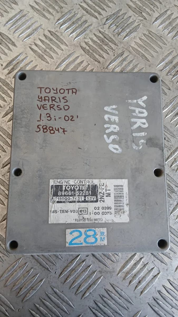 Компютър Toyota Yaris Verso 1.3 2002 89661-52281 Yaris Verso (2000-2004)