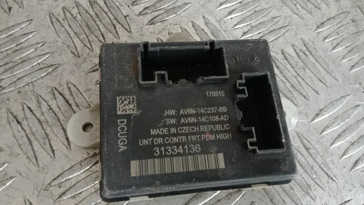Модул Volvo S60 2010 31334136 S60 (2000-2009)