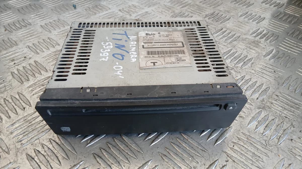 CD Nissan Almera Tino 2004 Almera Tino (2000-2006)