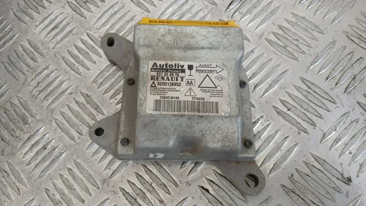 Airbag модул Renault Laguna 2002 601958800 8200138952 Laguna II (X74) (2000-2007)