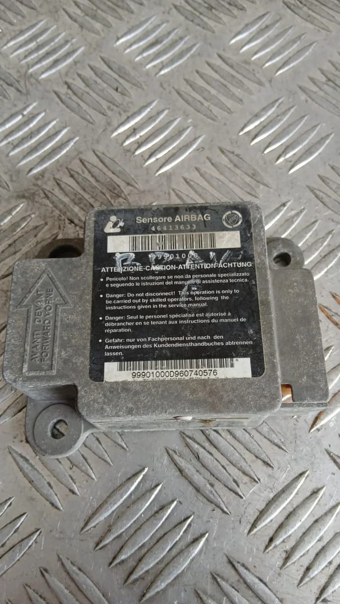 Airbag модул Fiat Bravo 1998 46413633 99901000 Bravo (1995-2002)