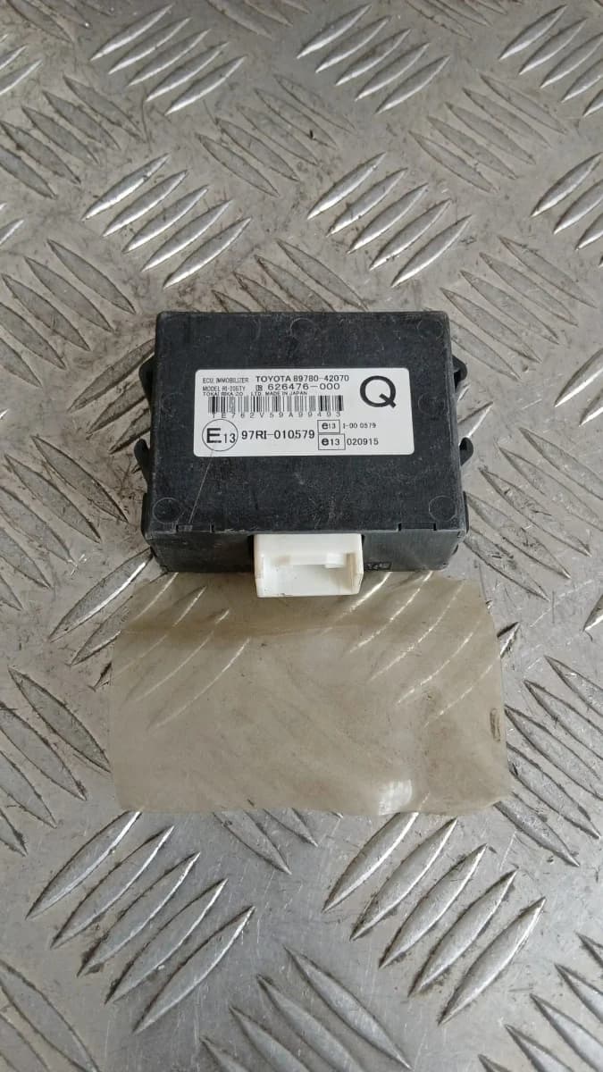 Модул Toyota RAV4 2004 89780-42070 626476-000 RAV4 (XA20) (2000-2005)