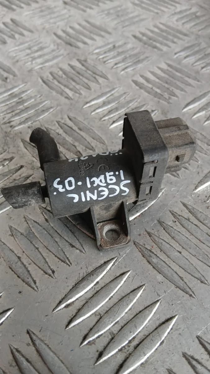 Вакуум клапан Renault Scenic 1.9 DCI 2003 7700113709 Scenic II (2003-2009)