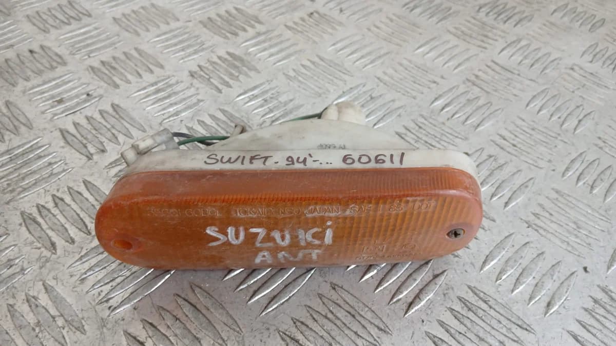 Мигач Suzuki Swift 1994 Swift (1989-1995)