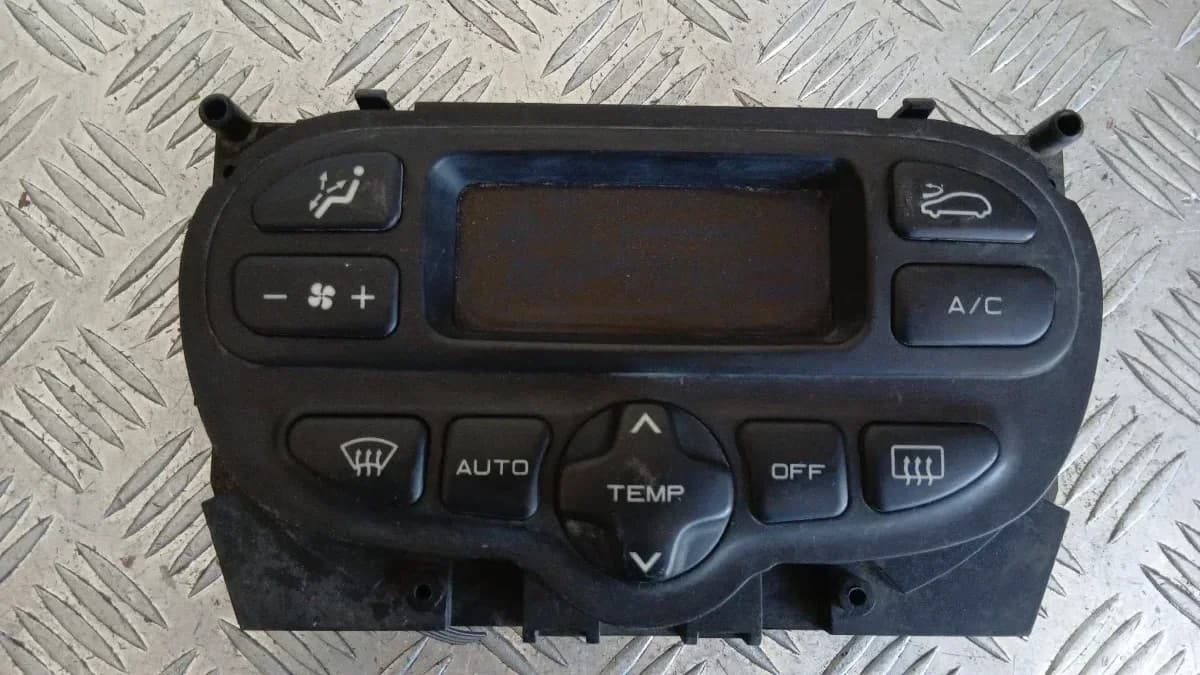 Панел климатроник Peugeot 206 2002 96283050 9140010278 206 (1998-2006)