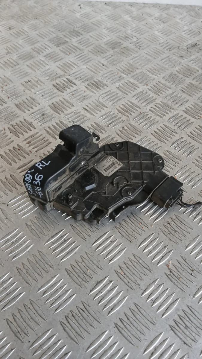 Брава врата Ford S-Max 2009 (задна лява) 6M2A-R26413-EC S-Max (2006-2015)