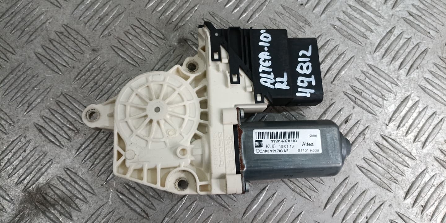 Моторче стъклоповдигач Seat Altea 2010г.(заден ляв) 1K0959703AE 995914-370 EB Altea (2004-2015)