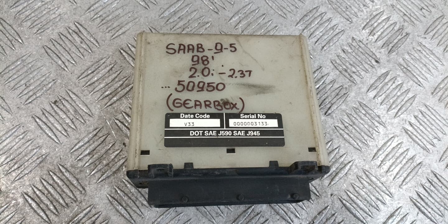 Компютър скорости Saab 9-5 2.0i 1998г. J590 SAE J945 EB
