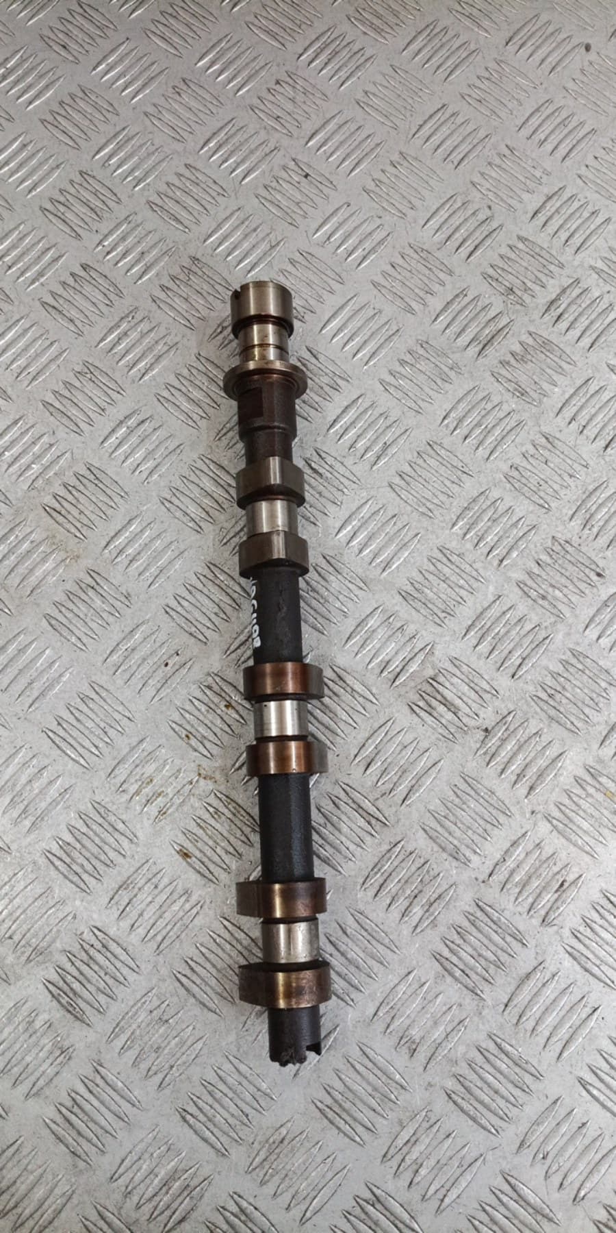 Разпределителен вал Jaguar X-Type 2.5i 2003г.