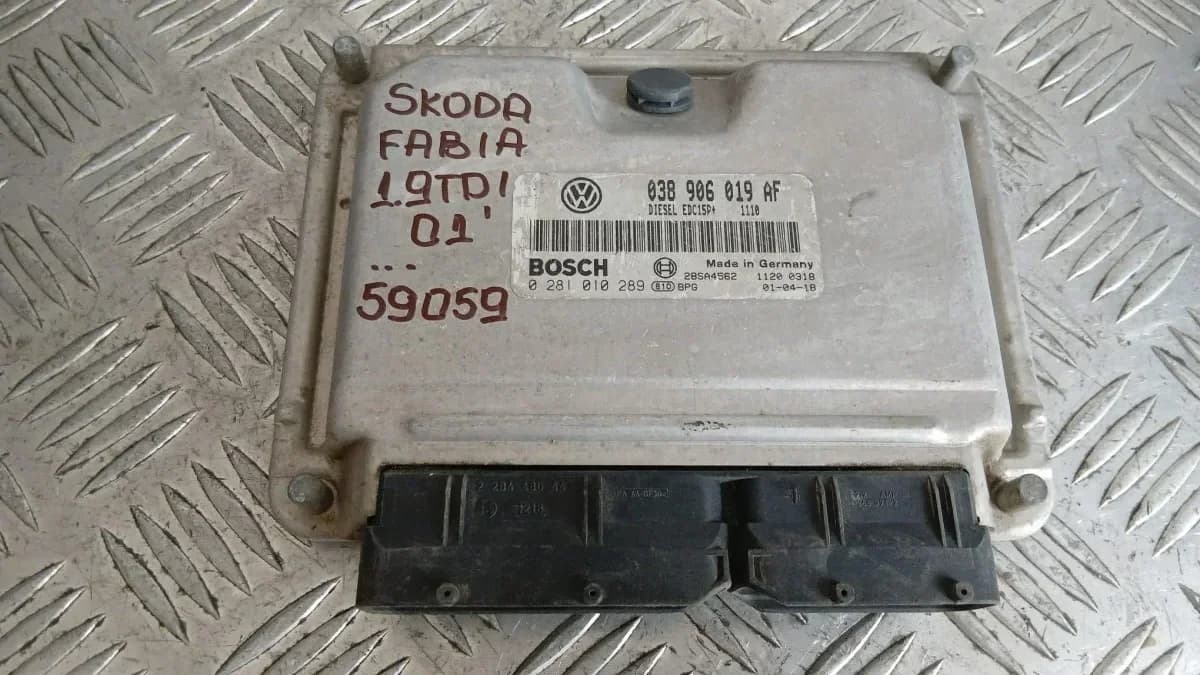 Компютър Skoda Fabia 1.9 TDI 2001 038906019AF 0281010289
