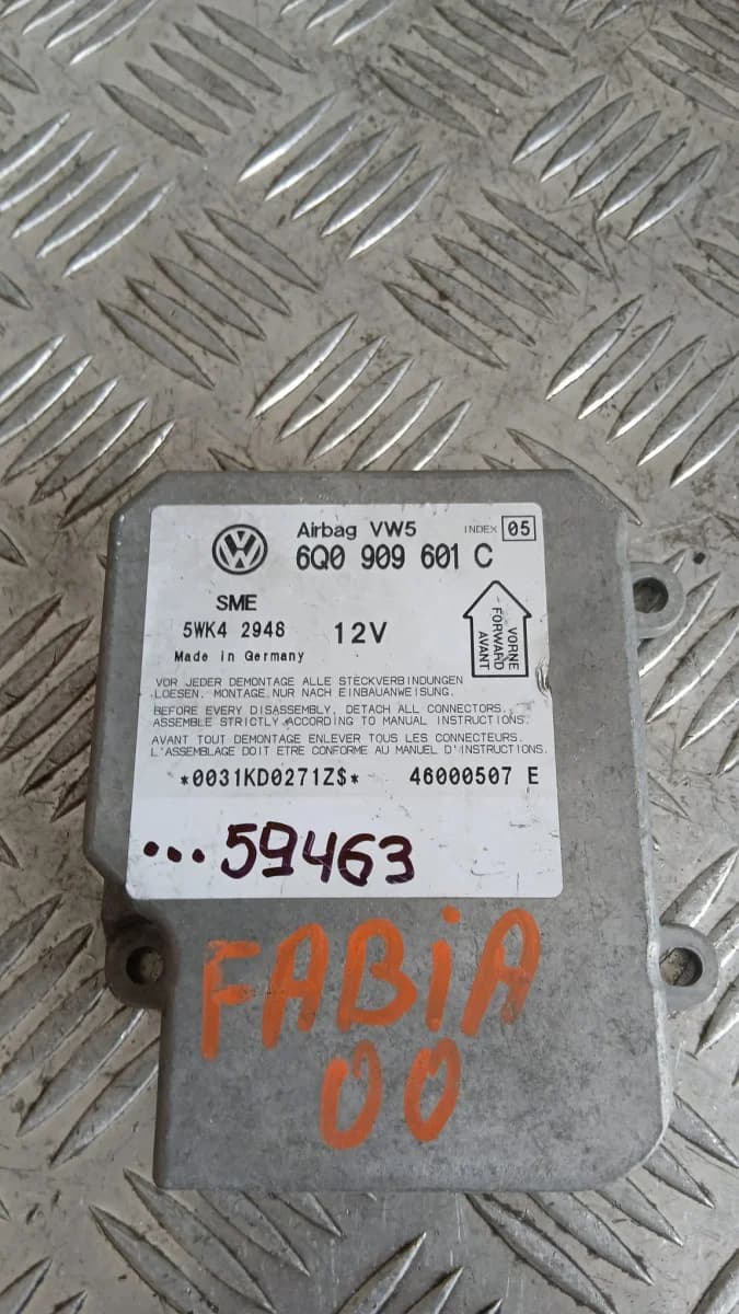 Airbag модул Skoda Fabia 2000 6Q0909601C 5WK42948