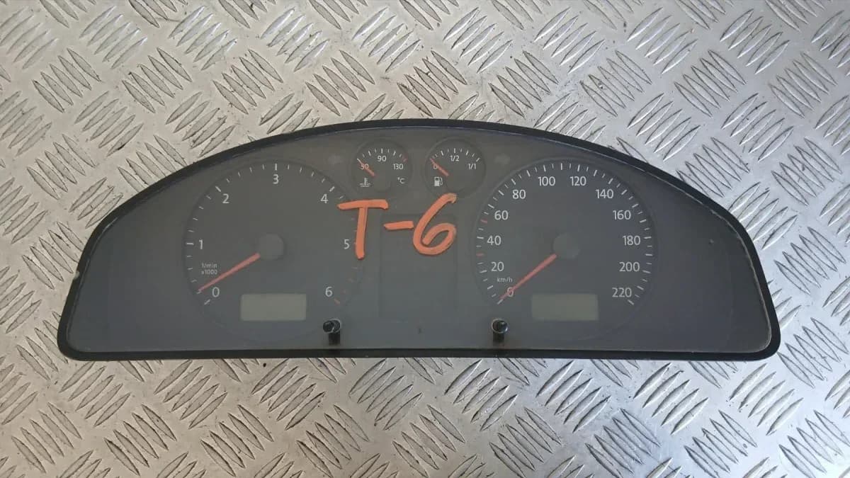 Километраж VW Transporter T5 2005 Volkswagen Transporter (T5; 2003- )