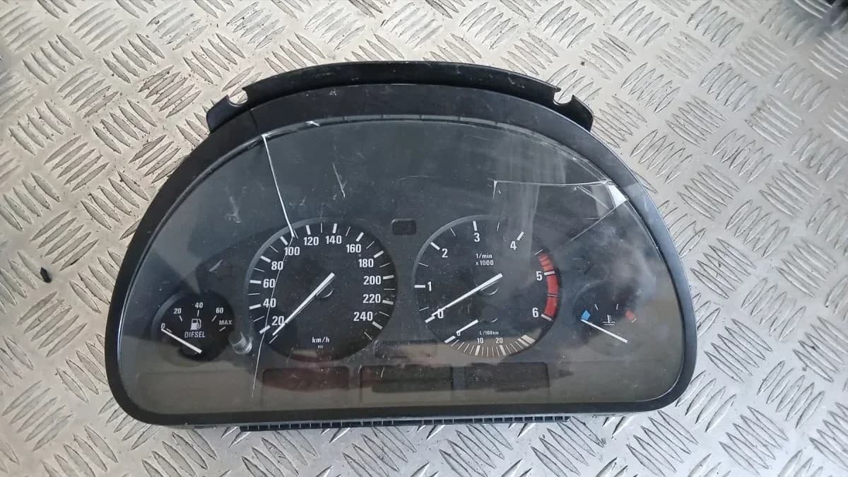 Километраж BMW X5 E53 2004 (за части) 6942543 62.11-6942543 X5 (E53) (1999-2006)