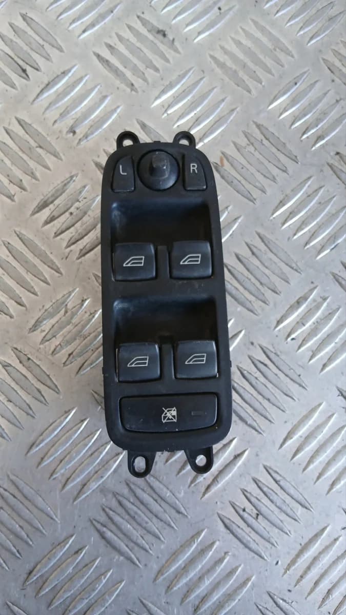 Панел бутони Volvo S40 2005 30710787 03451100 S40/V40 (2004-2012)