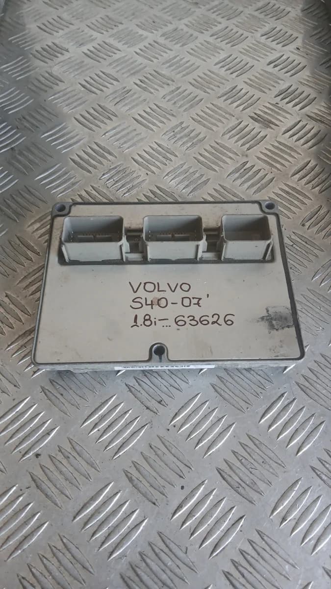 Компютър Volvo S40 1.8i 2007 30729274A S40/V40 (2004-2012)