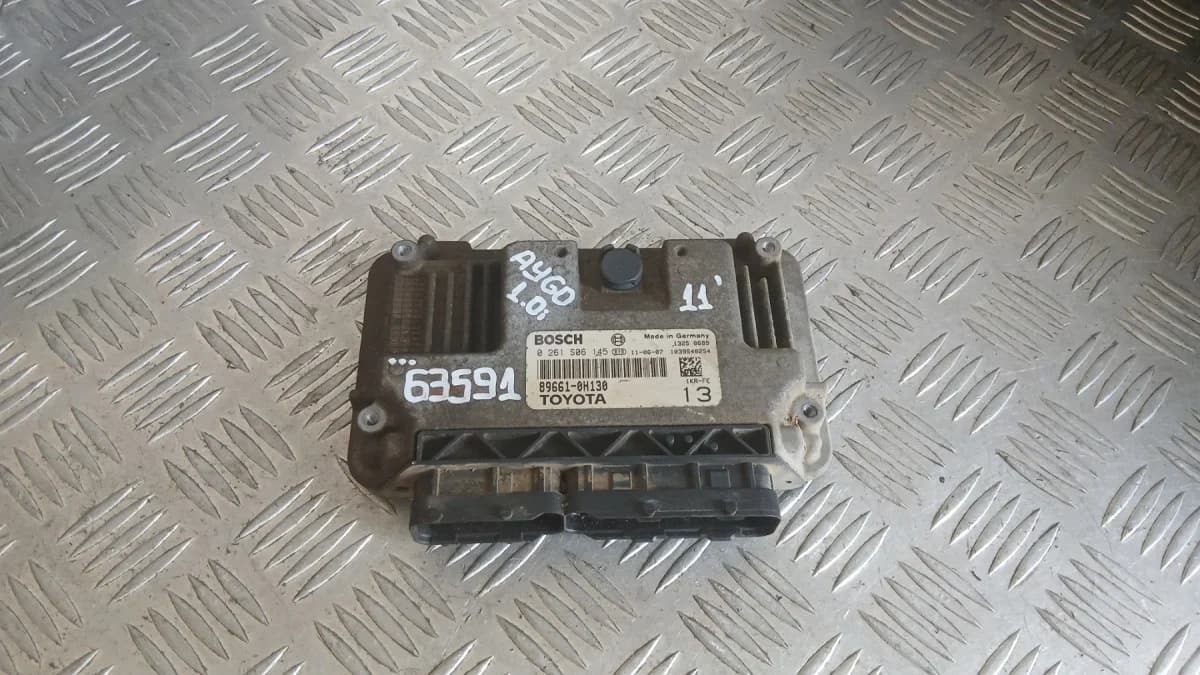 Компютър Toyota Aygo 1.0 2011 0261S06145 89661-0H130 Aygo (2005-2014)