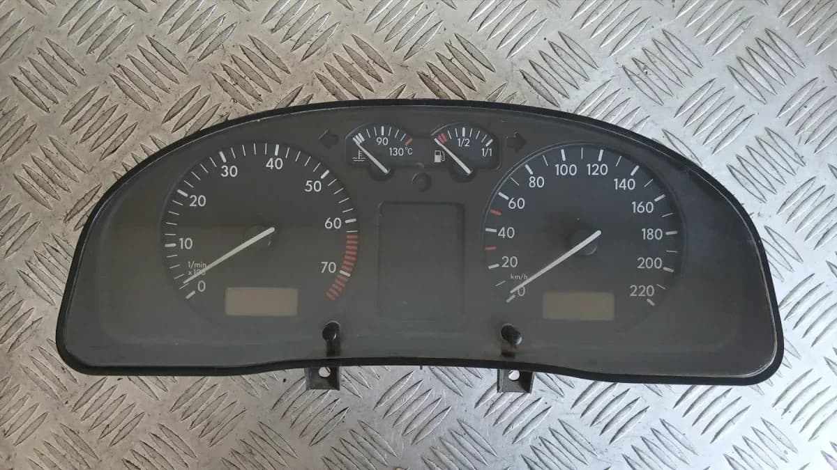 VW Passat ЕКУ и електроника