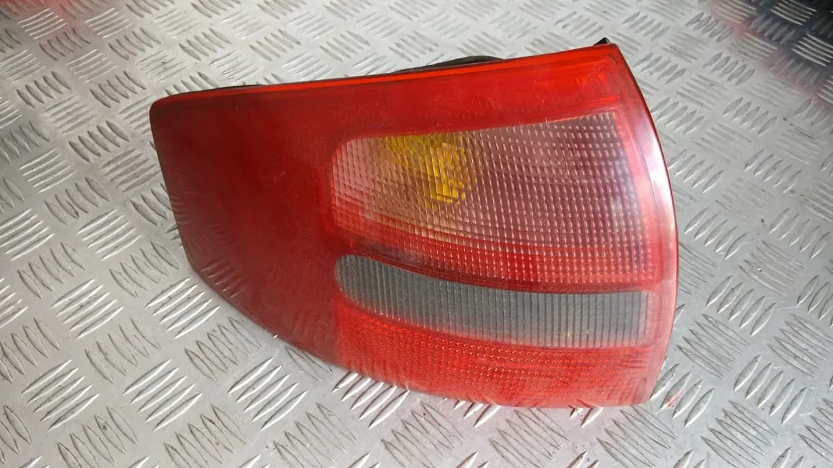 Ляв стоп Audi A6 1999 4B5945095 A6 (C5) (1997-2004)
