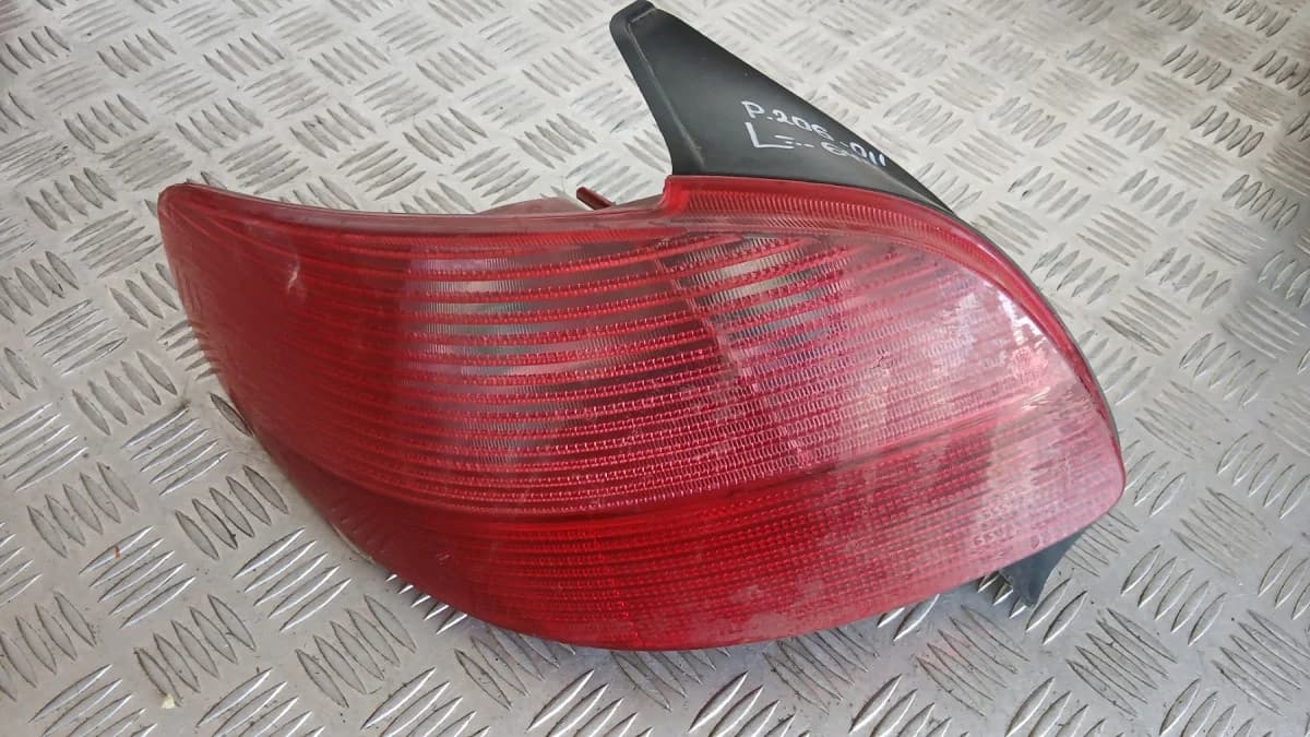 Peugeot 206 Осветление