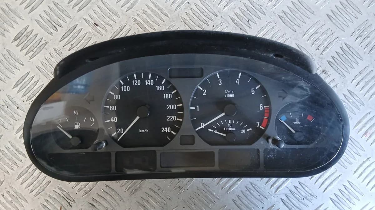 Километраж BMW 3 E46 2002 0263639001 6915238 3 (E46) (1998-2005)