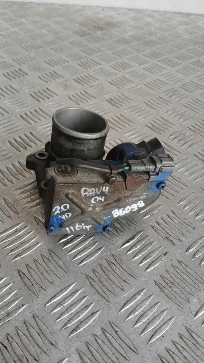 Дроселова клапа Toyota Rav 4 2.0 D4D 116hp 2004 RAV4 (XA20) (2000-2005)