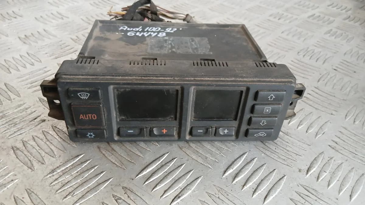 Панел климатроник Audi 100 1992 100 (C4) (1990-1994)