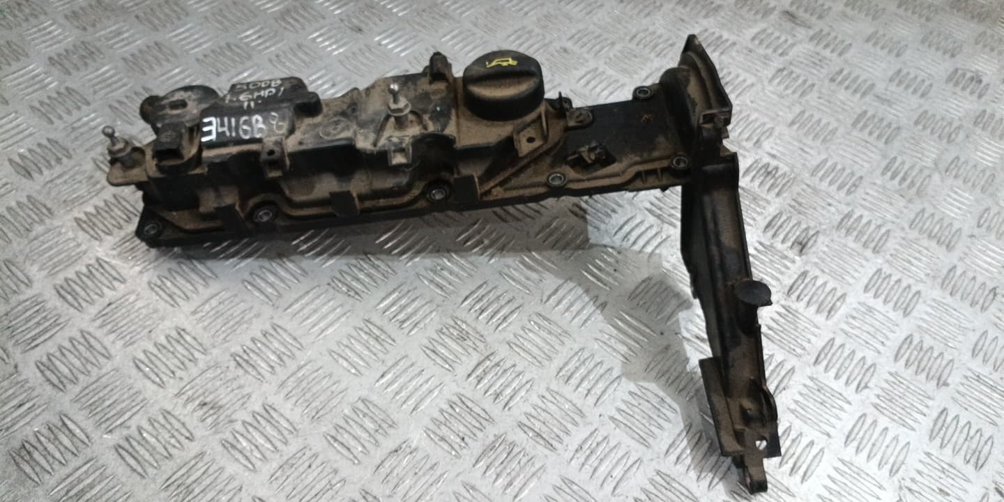 Капак клапани Peugeot 5008 1.6HDI 2010г. 5008(2009-2017)