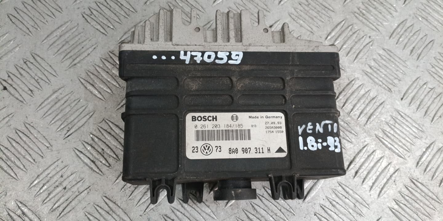 Компютър VW Vento 1.8i 1993г. 0261203184 EB Volkswagen Vento (1991-1998)