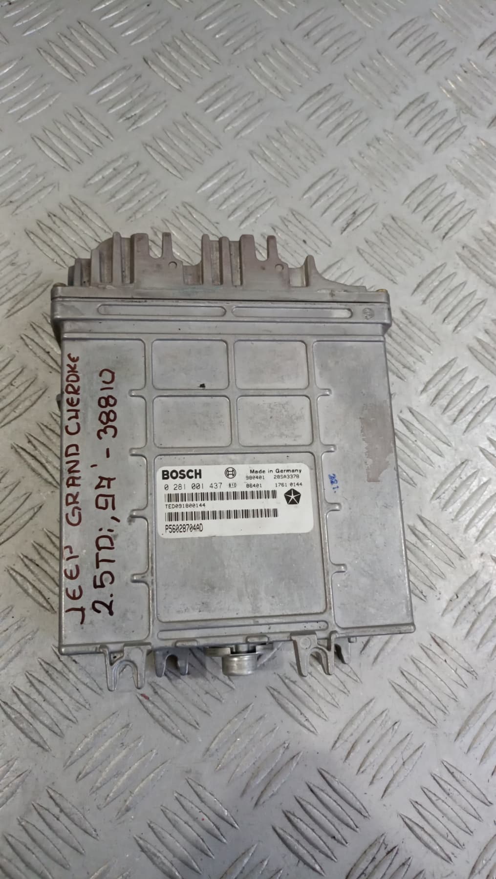 Компютър Jeep Grand Cherokee 2.5TD 1997г. 0281001437 EB Cherokee (XJ) (1984-2001)