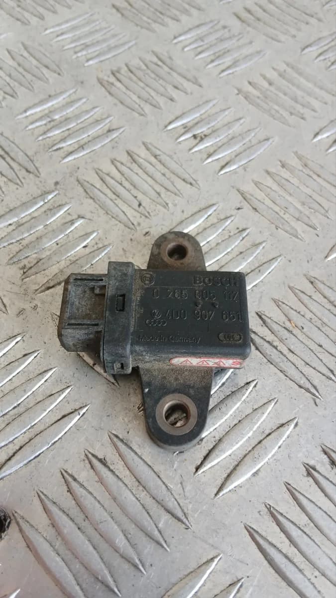 Мап сензор Audi A8 2.5 TDI 2000 0265005117 4D0907651 A8 (D2) (1994-2002)