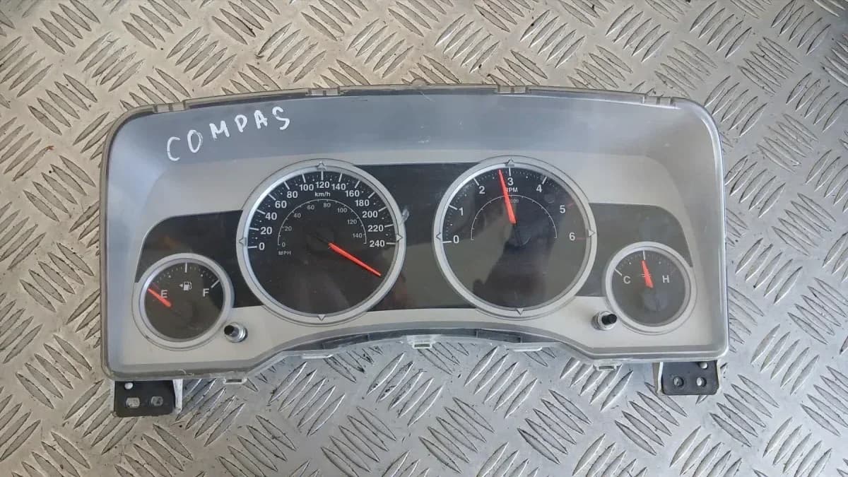 Километраж Jeep Compass 2008 Compass MK49 (2006-2016)