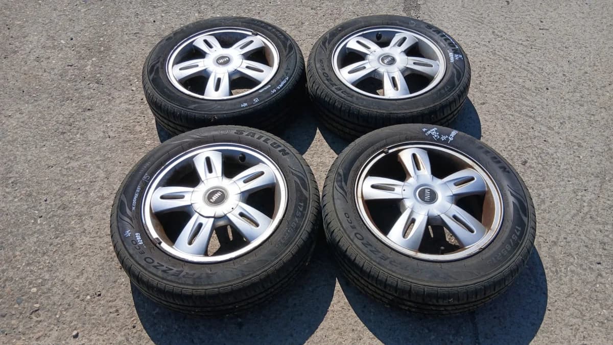 Алуминиеви джанти Mini Cooper 2005 15ки (летни гуми 2021) Cooper (R50, R53) (2001-2006)