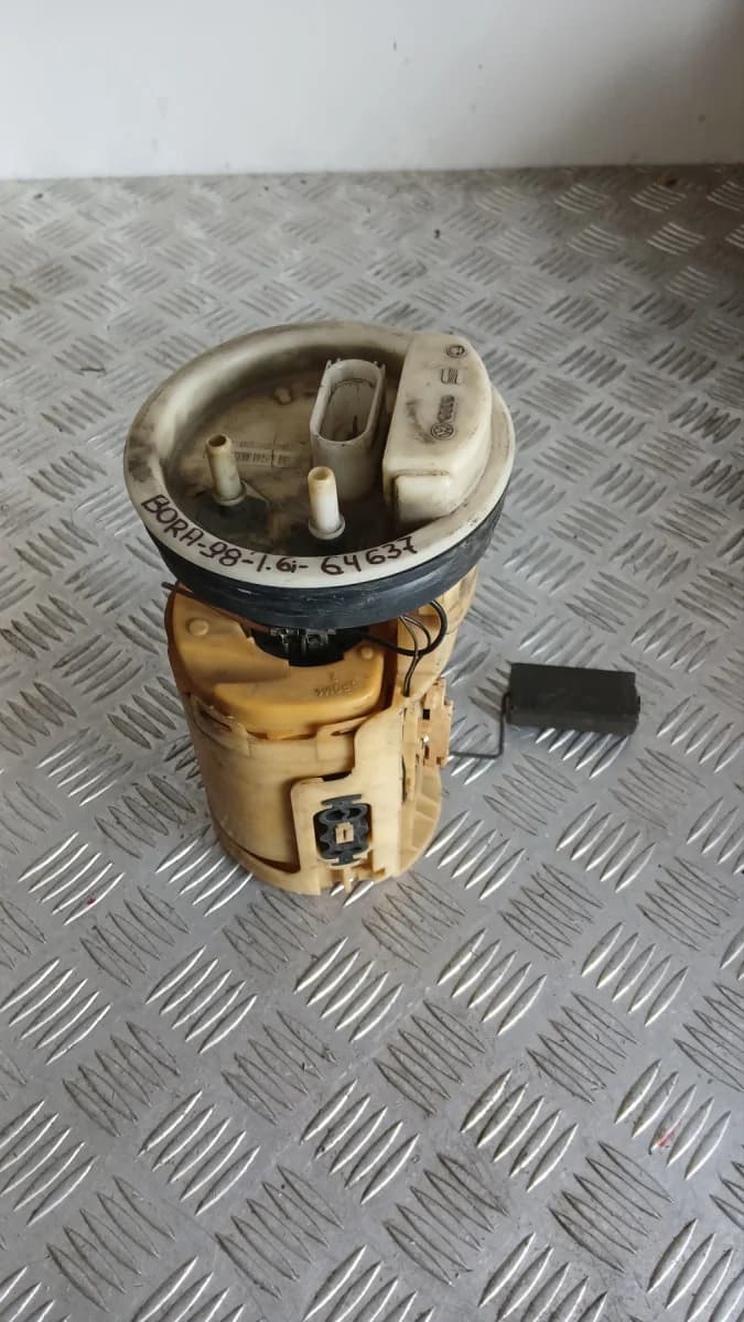 Бензинова помпа VW Bora 1.6i 1998 1J0919051B Volkswagen Bora (1998-2005)