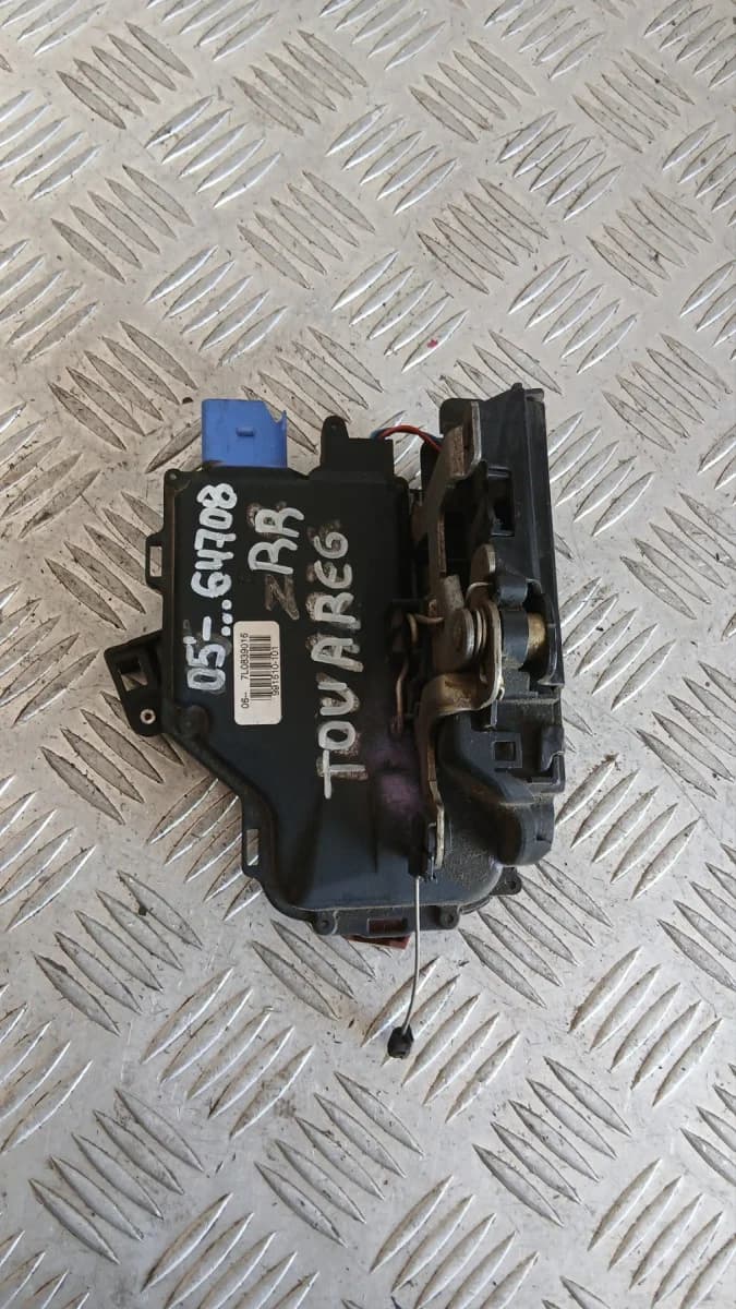 Брава врата VW Touareg 2005 (задна дясна) 7L0839016 991610-101 Volkswagen Touareg (2002-2010)